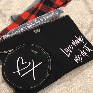 💜 Victoria’s Secret purse/makeup bag/bag(s) 💜